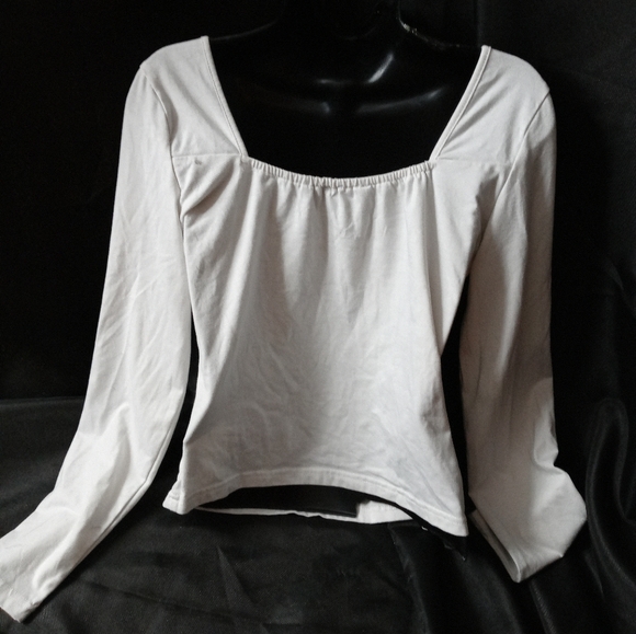 White maiden top - Picture 2 of 4